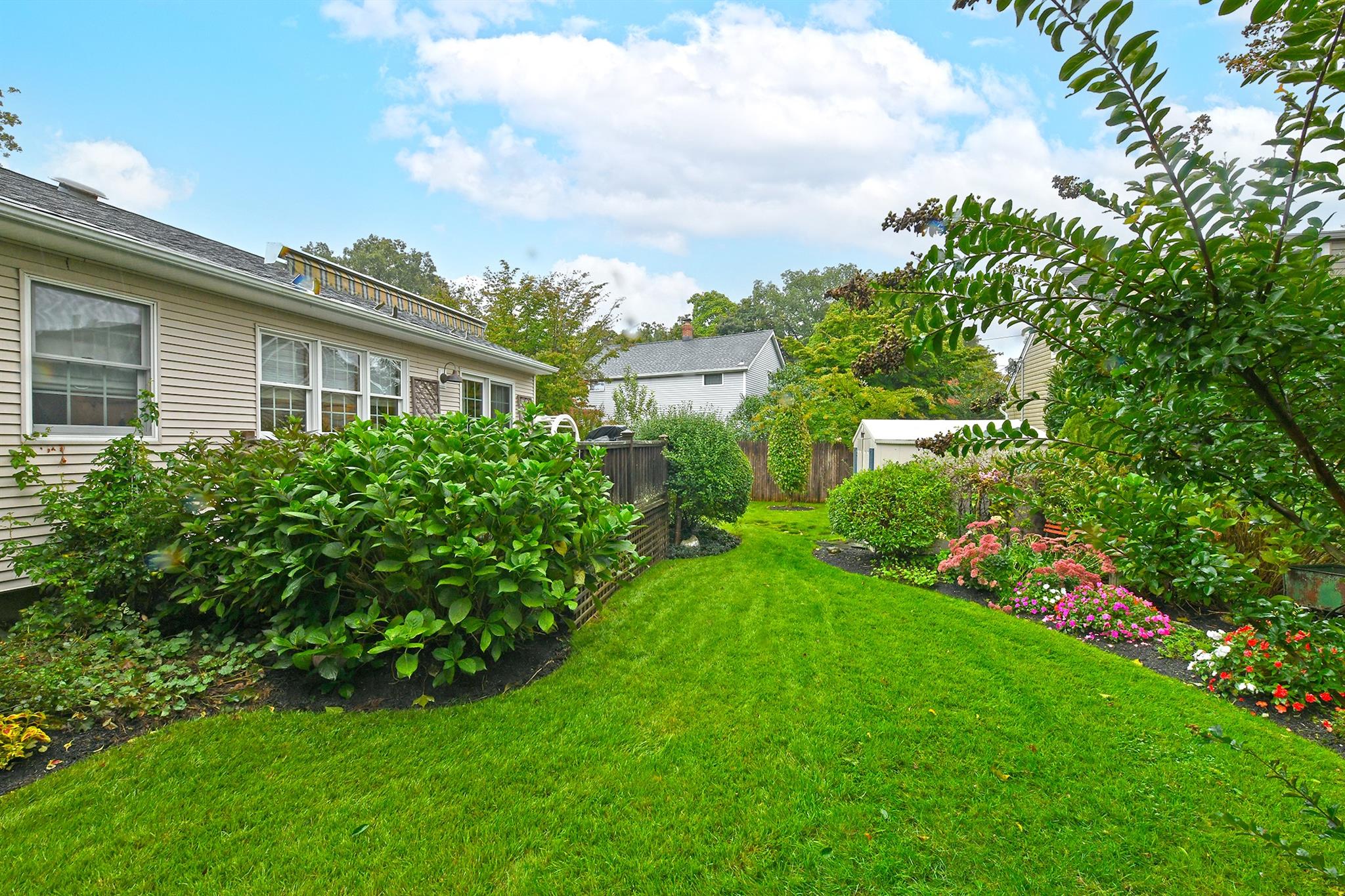 52 Fenwick Street, Greenlawn, New York image 33
