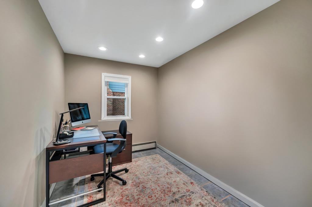 41 Marilynn Street, East Islip, New York image 30