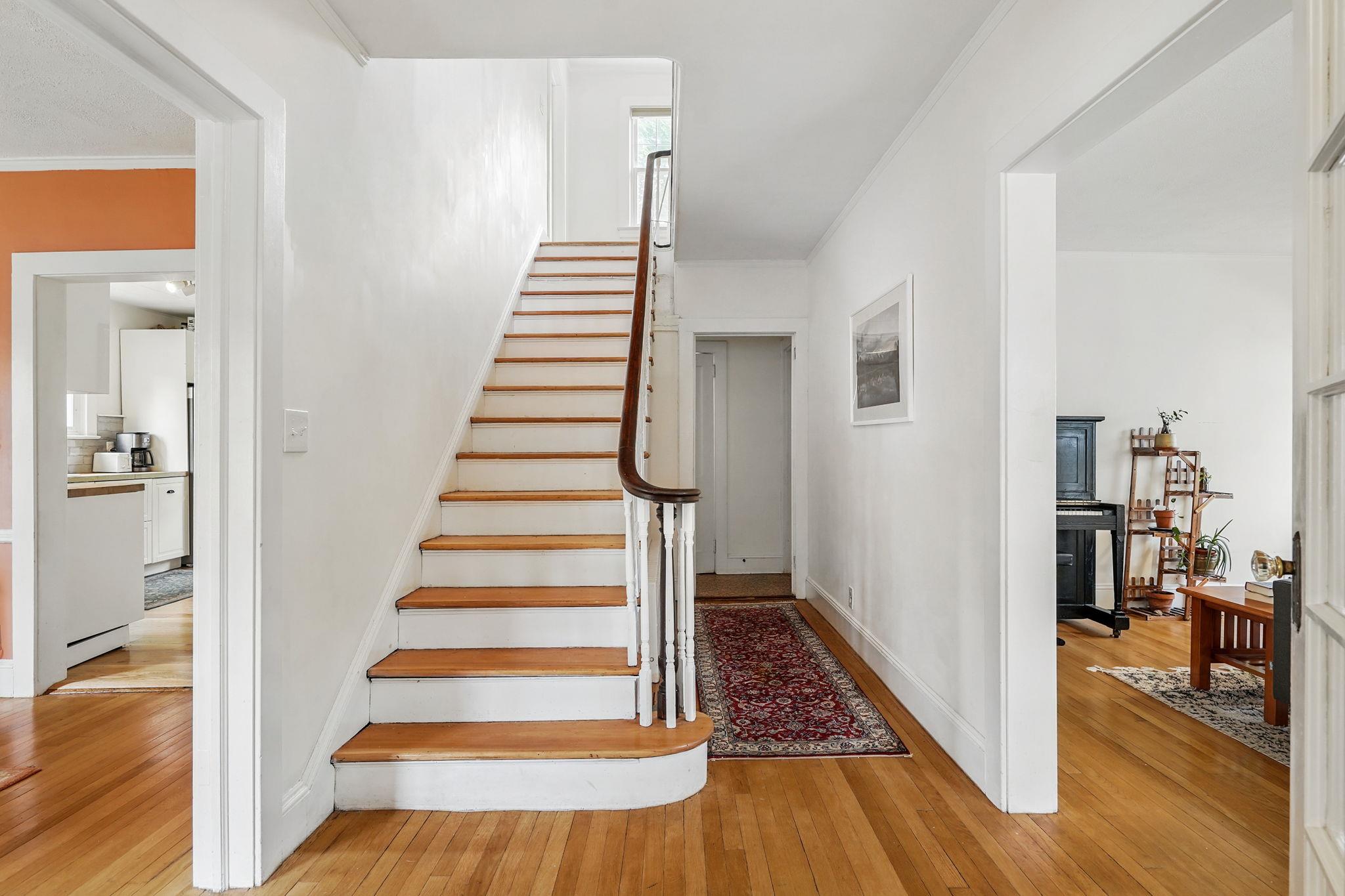 34 Ashton Road, Yonkers, New York image 5