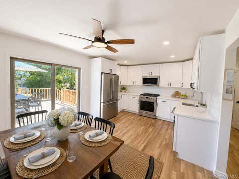 Homes For Rent - 33 Gannet Drive<br/> Montauk, NY 11954