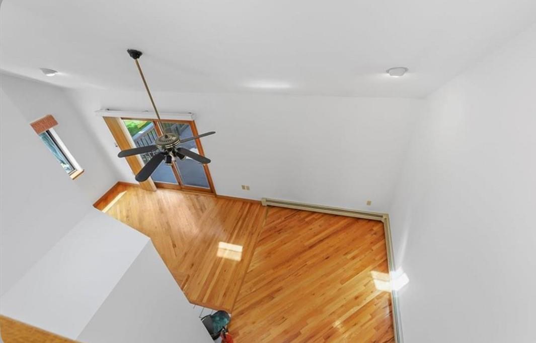 4 Mack Place