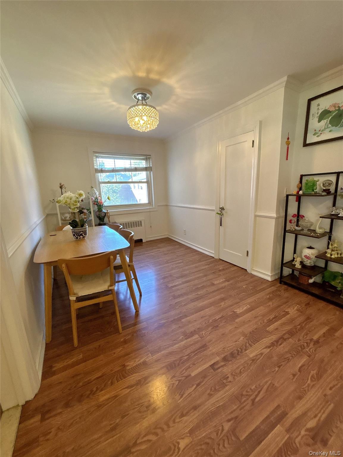 255-10 61st Avenue 907