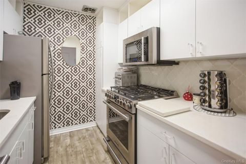 711 Shore Road 2C Long Beach NY 11561