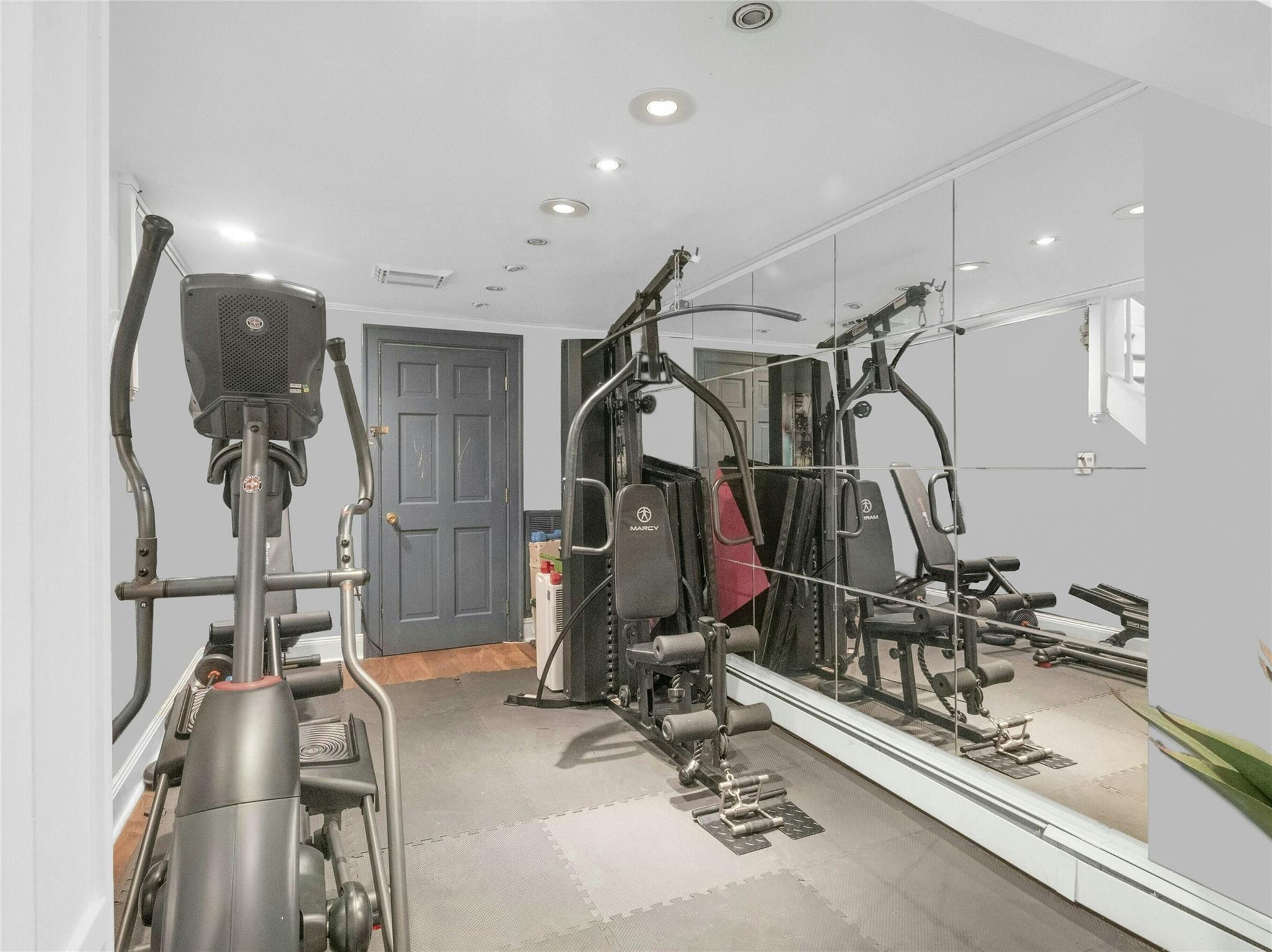 91 Warwick Road, Bronxville, New York image 31