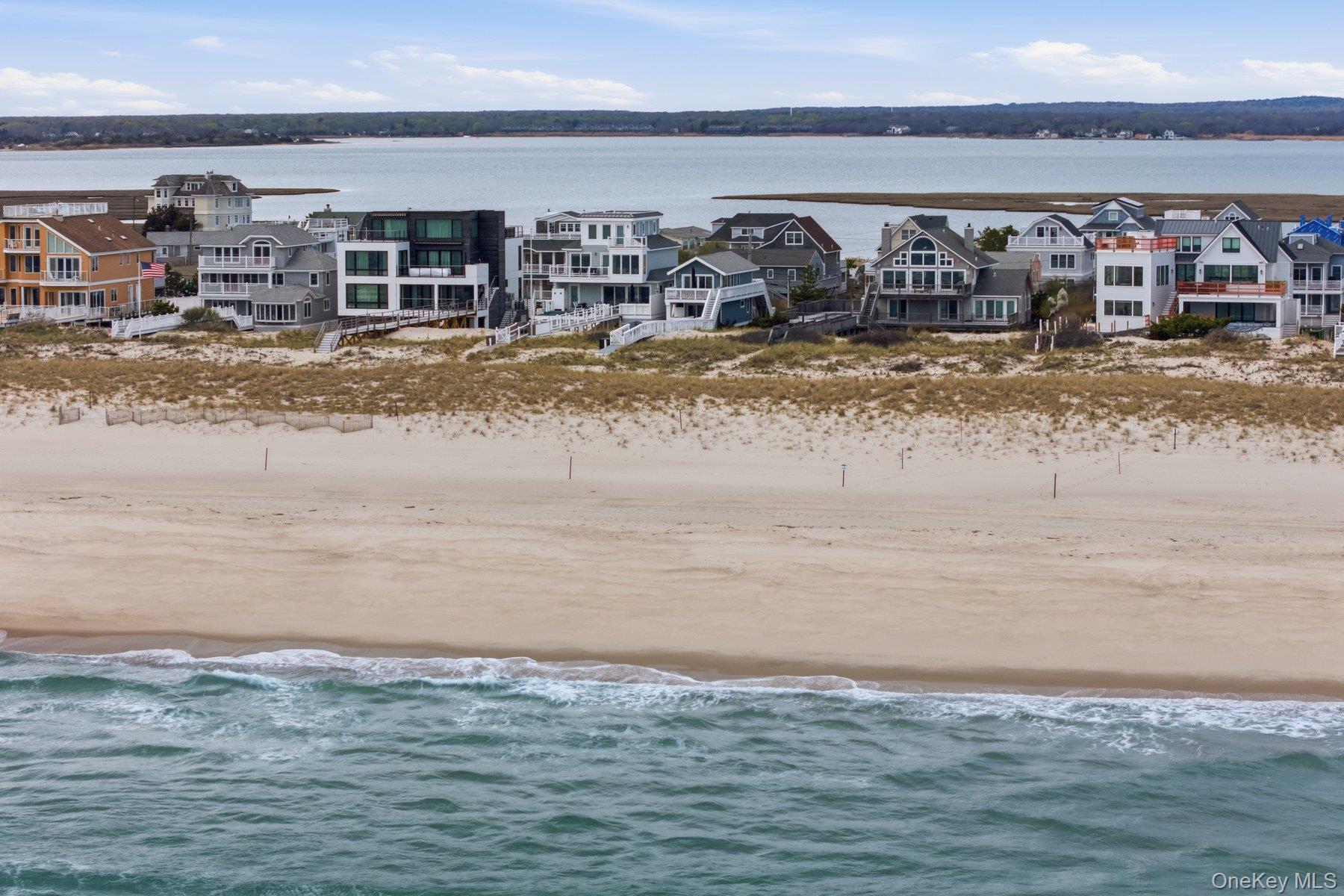905 Dune Road