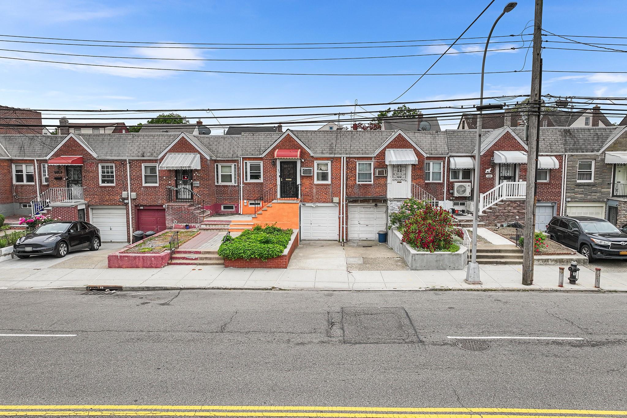 9026 Springfield Boulevard, Queens Village, New York image 23
