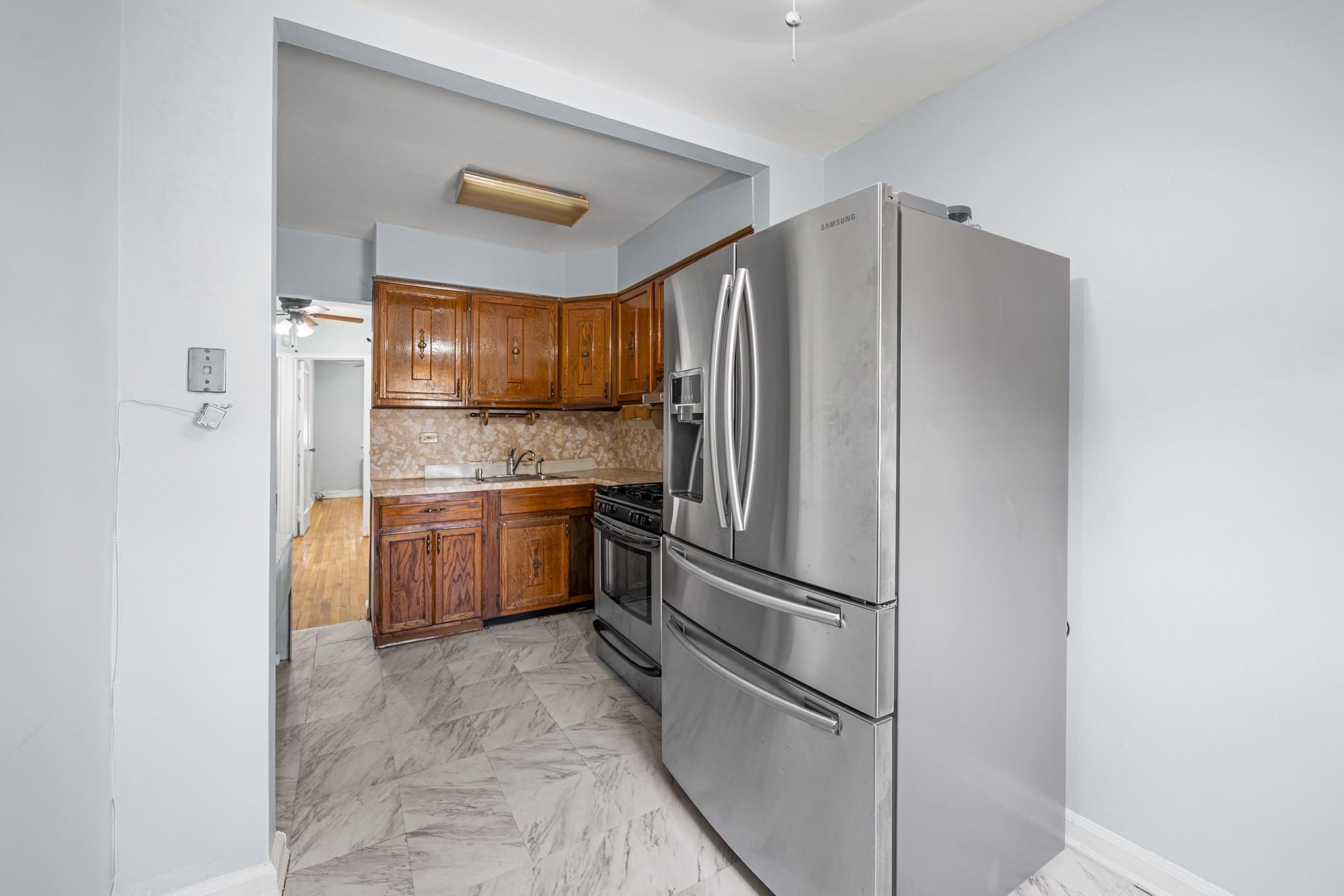 9026 Springfield Boulevard, Queens Village, New York image 9