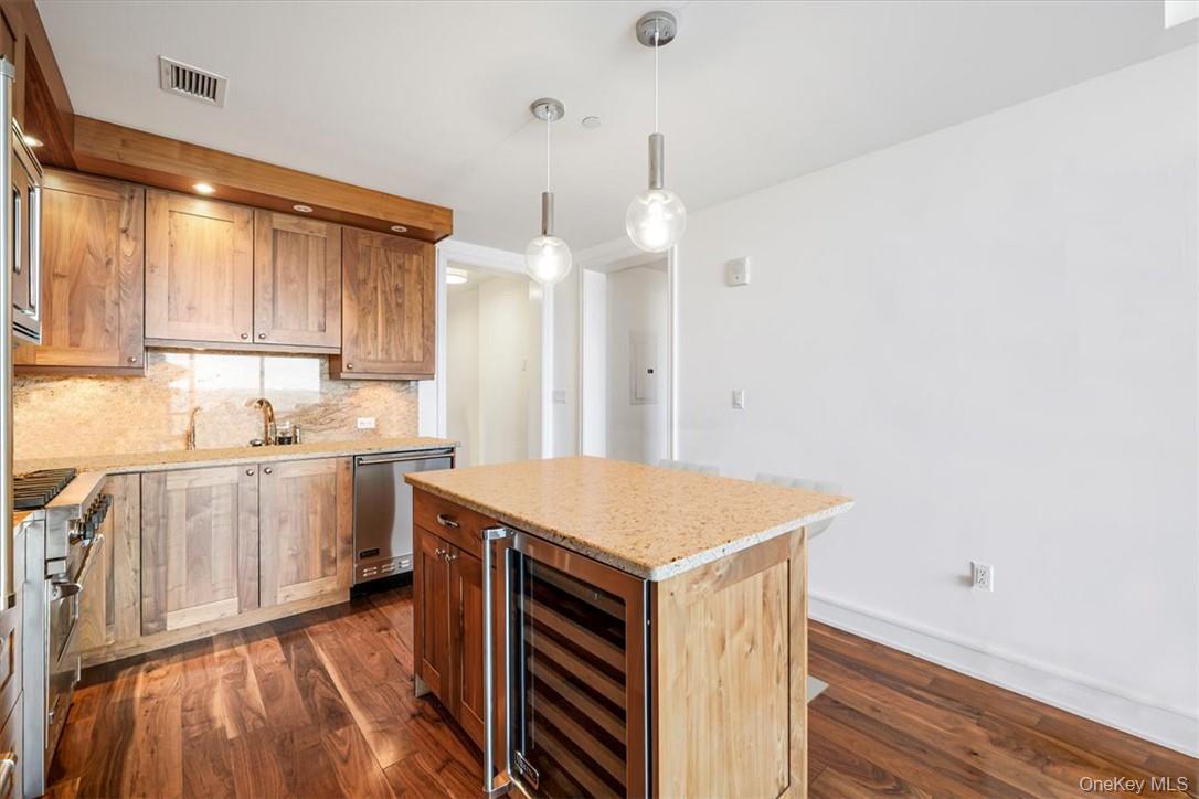 5 Renaissance Square 26B