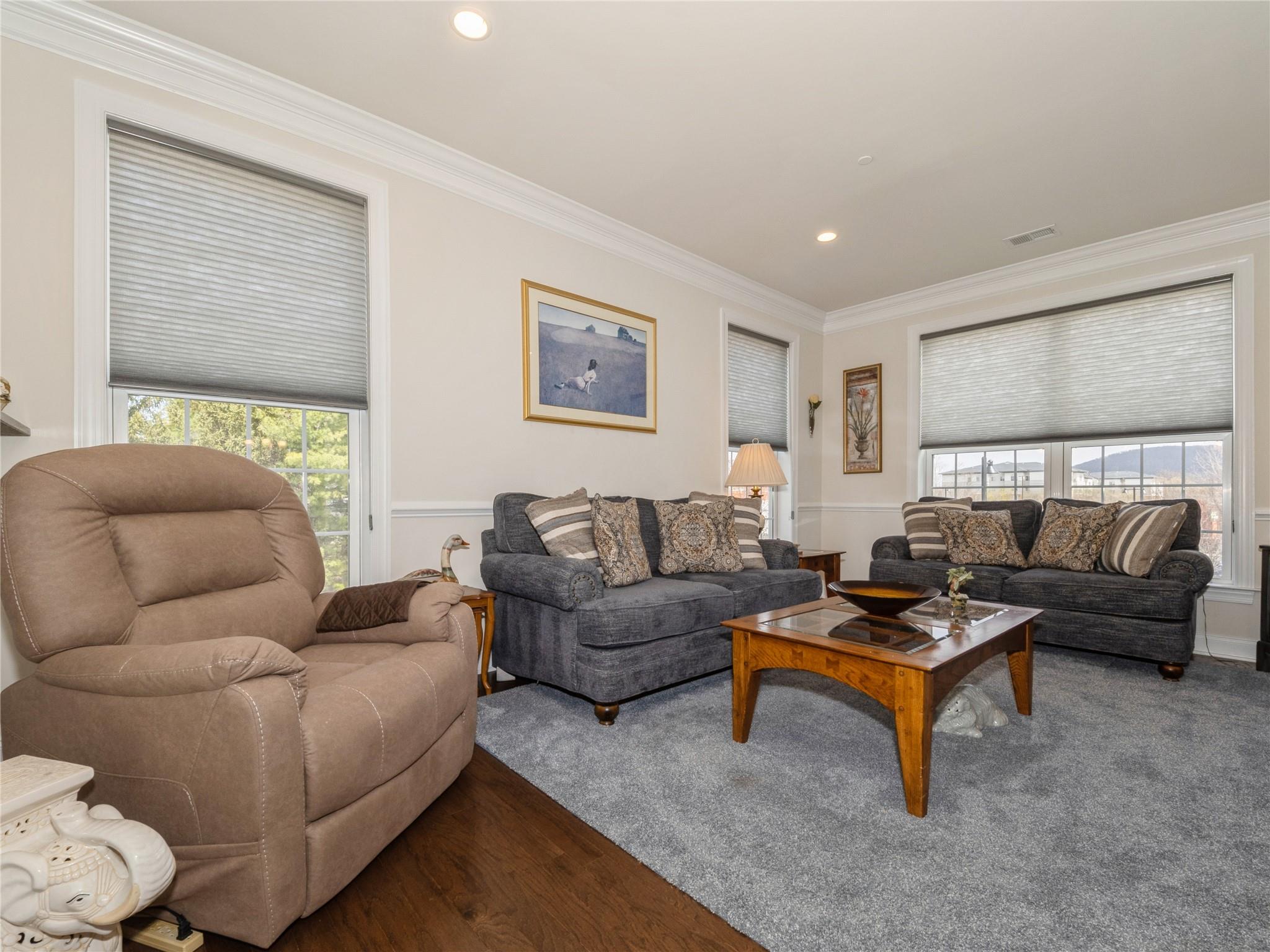 821 Regency Drive, Fishkill, New York image 7