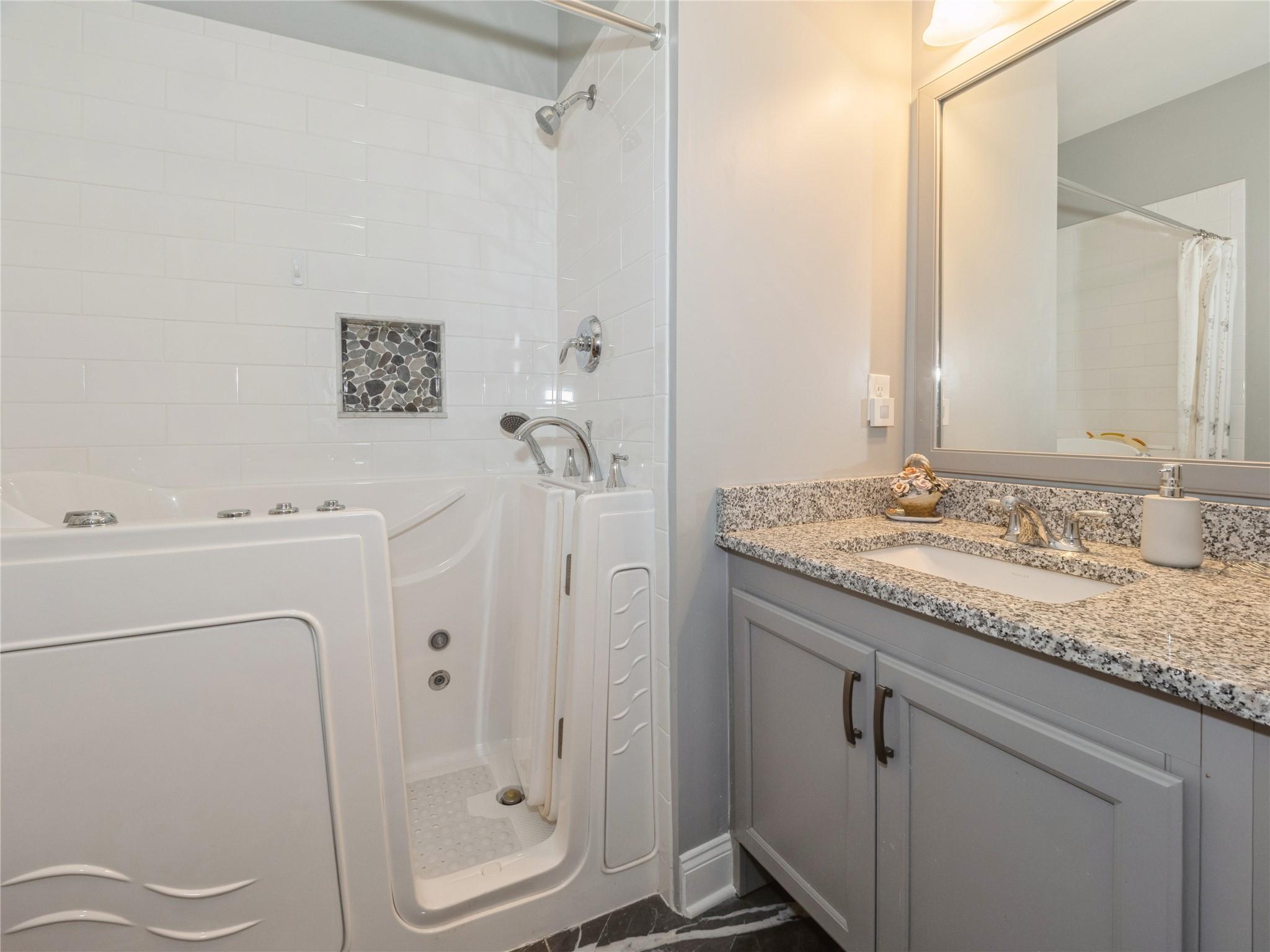 821 Regency Drive, Fishkill, New York image 22
