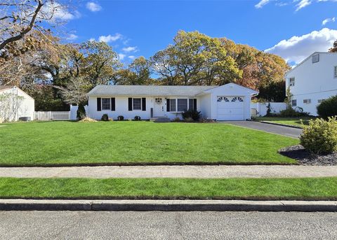 45 Rose Place Selden NY 11784