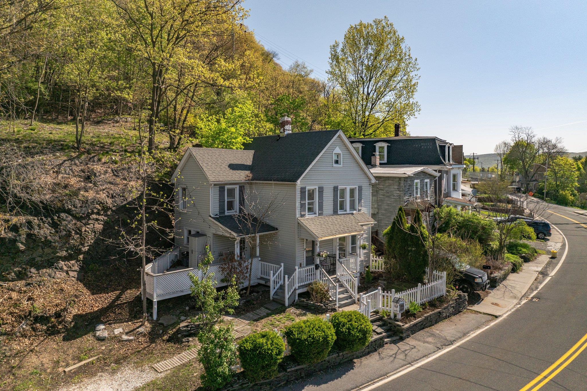 83 W Main Street, Port Jervis, New York image 2