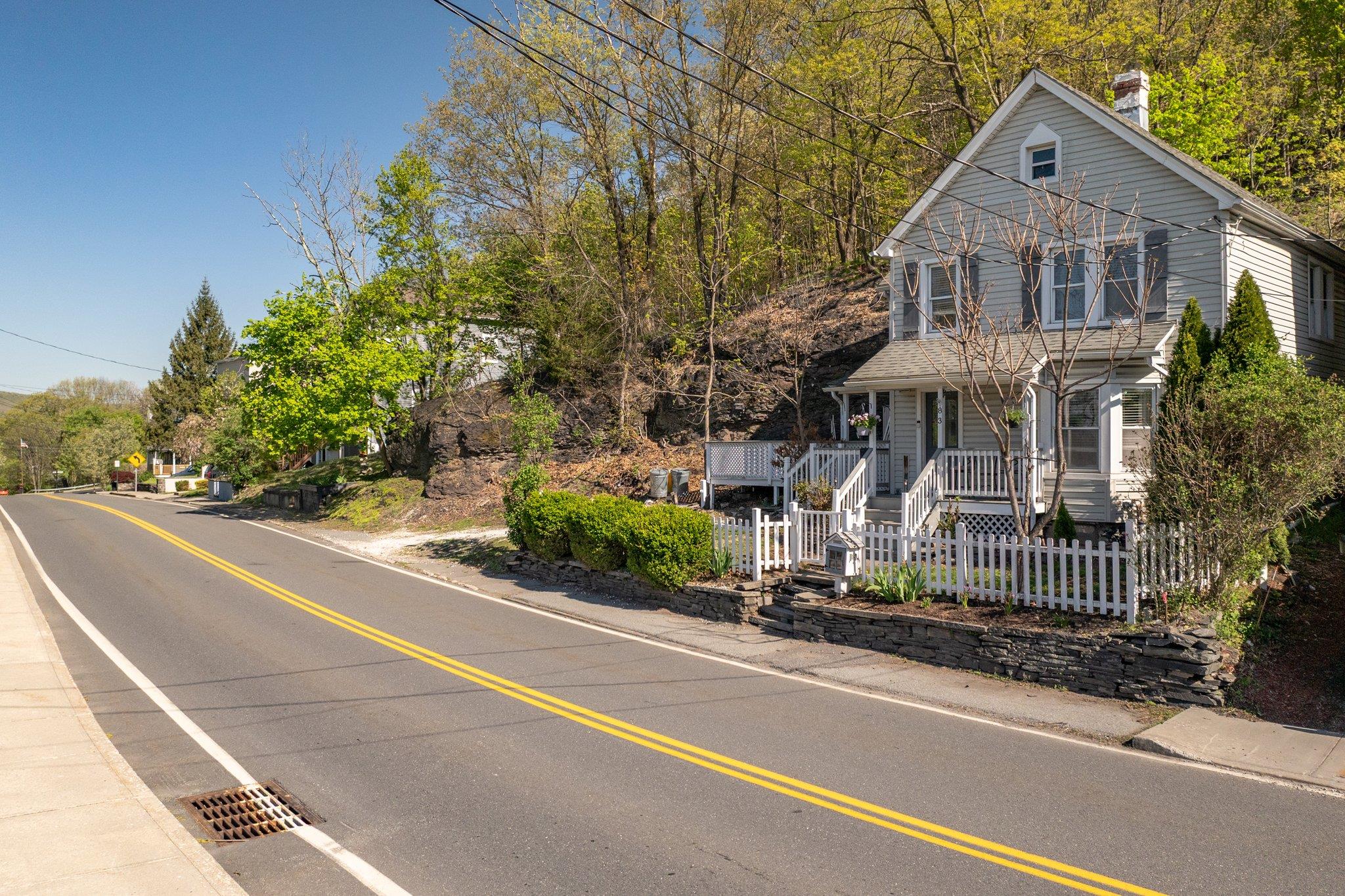 83 W Main Street, Port Jervis, New York image 4
