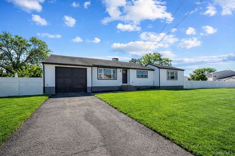 14 Morton Street Brentwood NY 11717