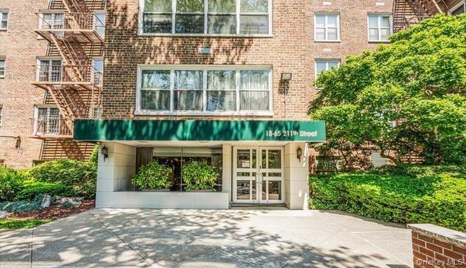 Photo of 18-65 211th Street #4G, Bayside, NY 11360 (MLS # 1068257)