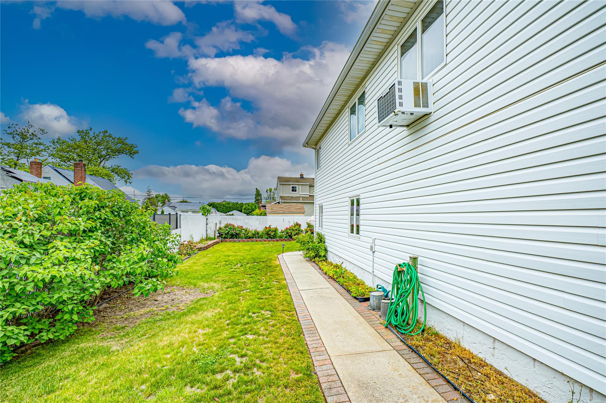 50 West Hampton Road, Lindenhurst, New York image 17