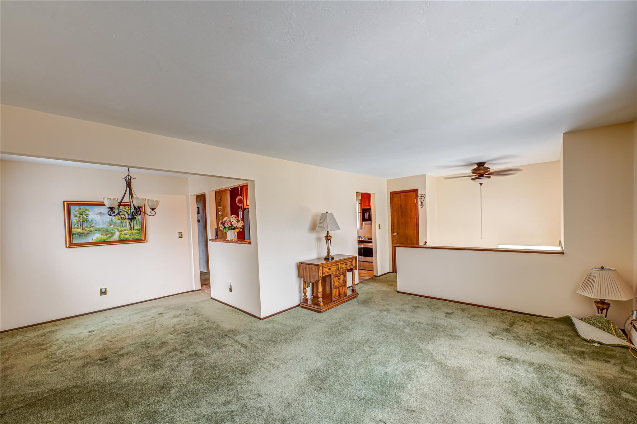50 West Hampton Road, Lindenhurst, New York image 6