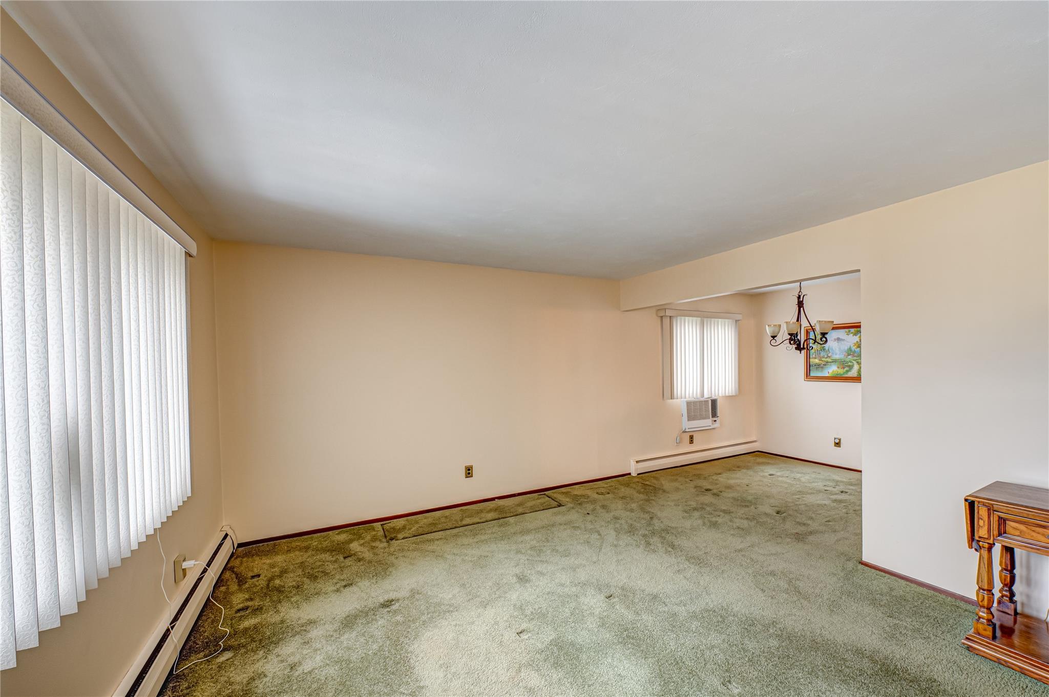 50 West Hampton Road, Lindenhurst, New York image 5
