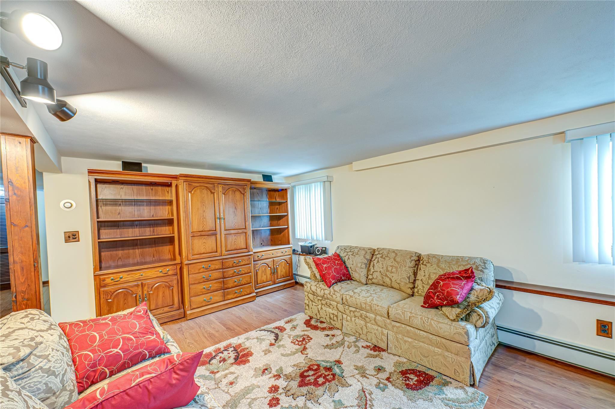 50 West Hampton Road, Lindenhurst, New York image 11