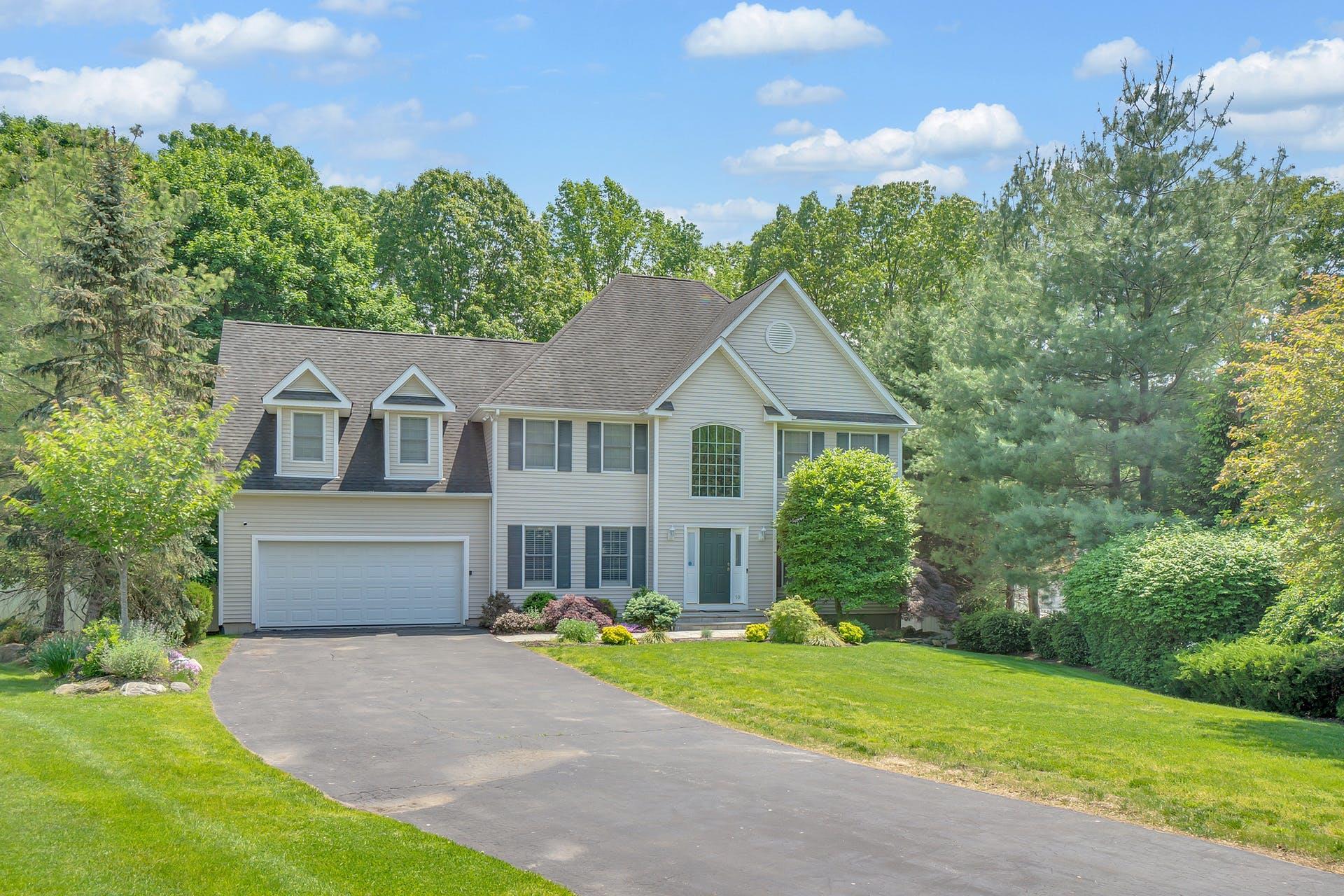 Rental Property at Applegate Way, Ossining, New York - Bedrooms: 4 
Bathrooms: 3 
Rooms: 9  - $7,500 MO.