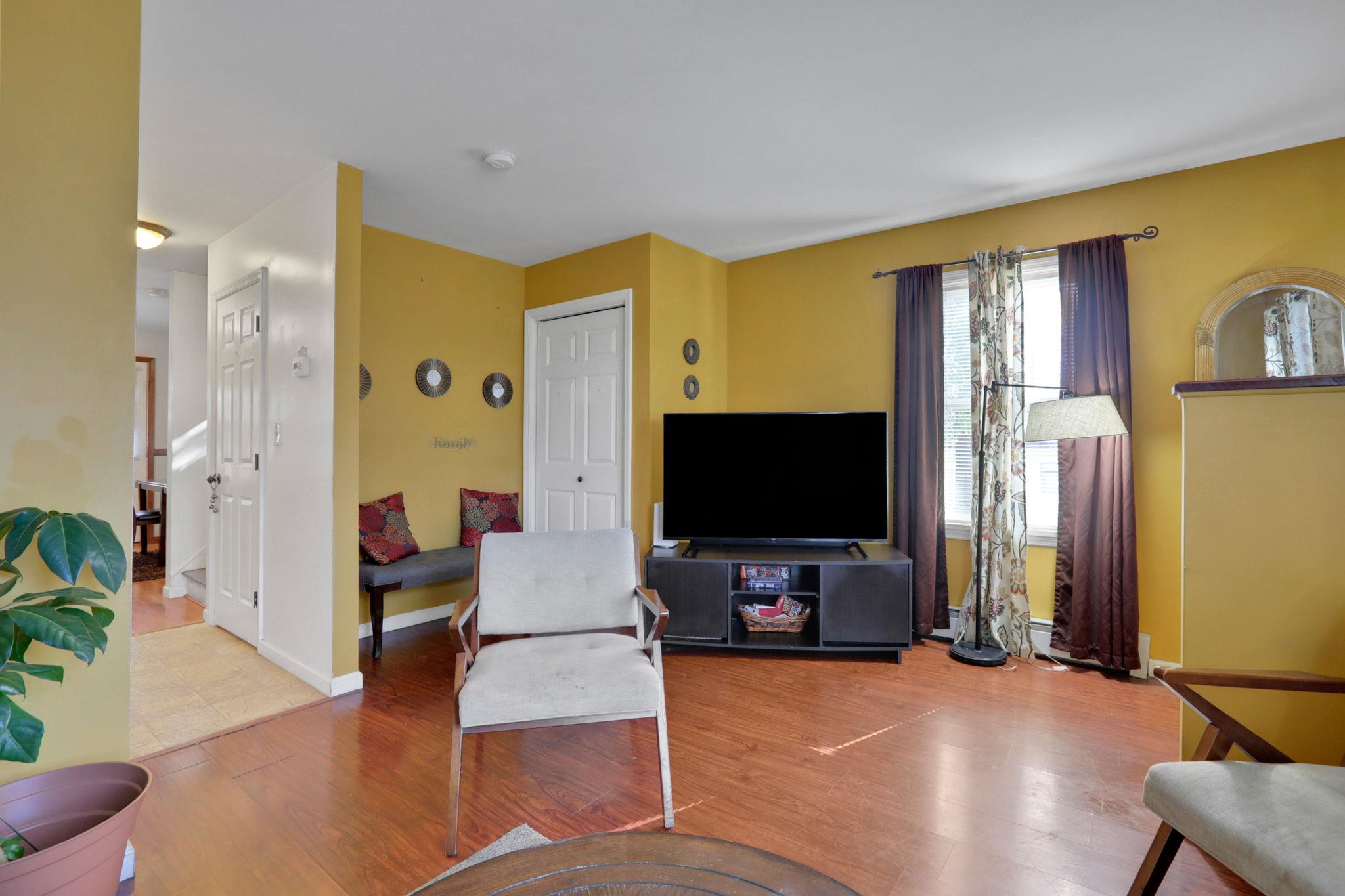 1 Glenwood Avenue, Poughkeepsie, New York image 8