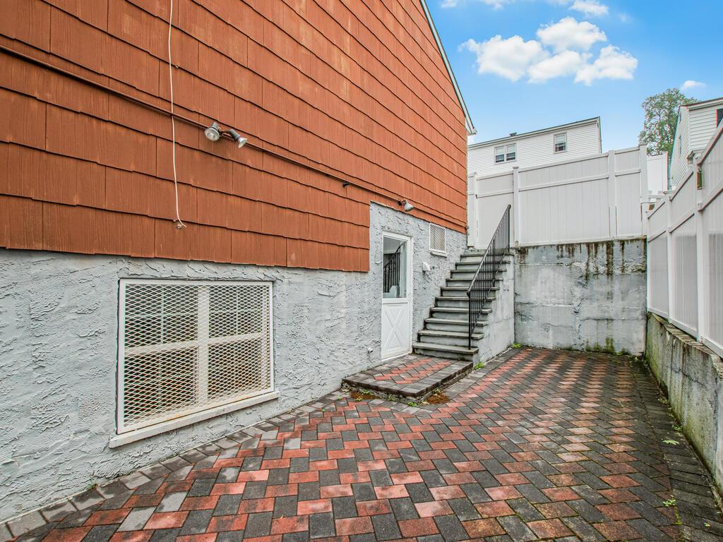 164 NW Shonnard Terrace, Yonkers, Florida image 25