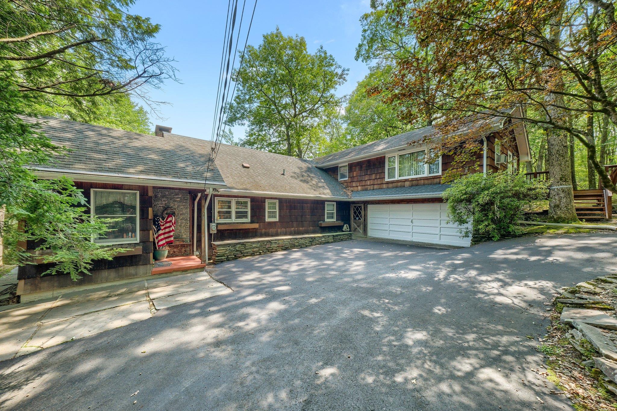 73 East Road, Wurtsboro, New York image 3
