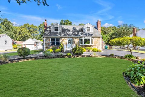 456 2nd Avenue W East Northport NY 11731