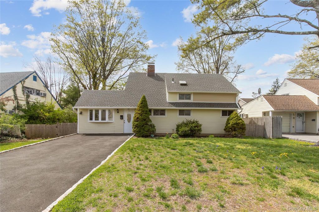 Photo of 28 Apollo Lane, Hicksville, NY 11801 (MLS # 988654)