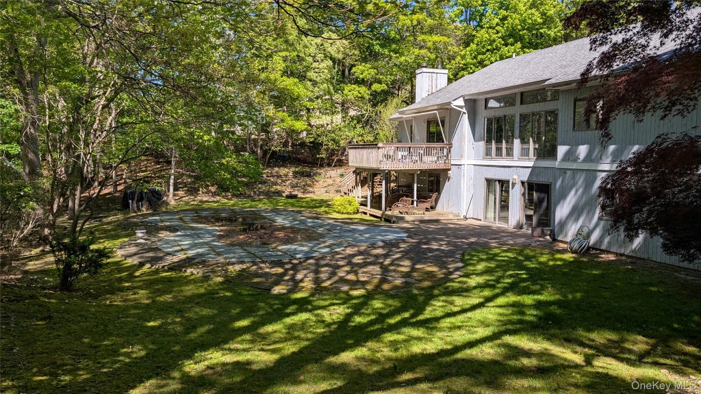 Photo of 4 Oak Hills Drive, Rocky Point, NY 11778 (MLS # 1028963)
