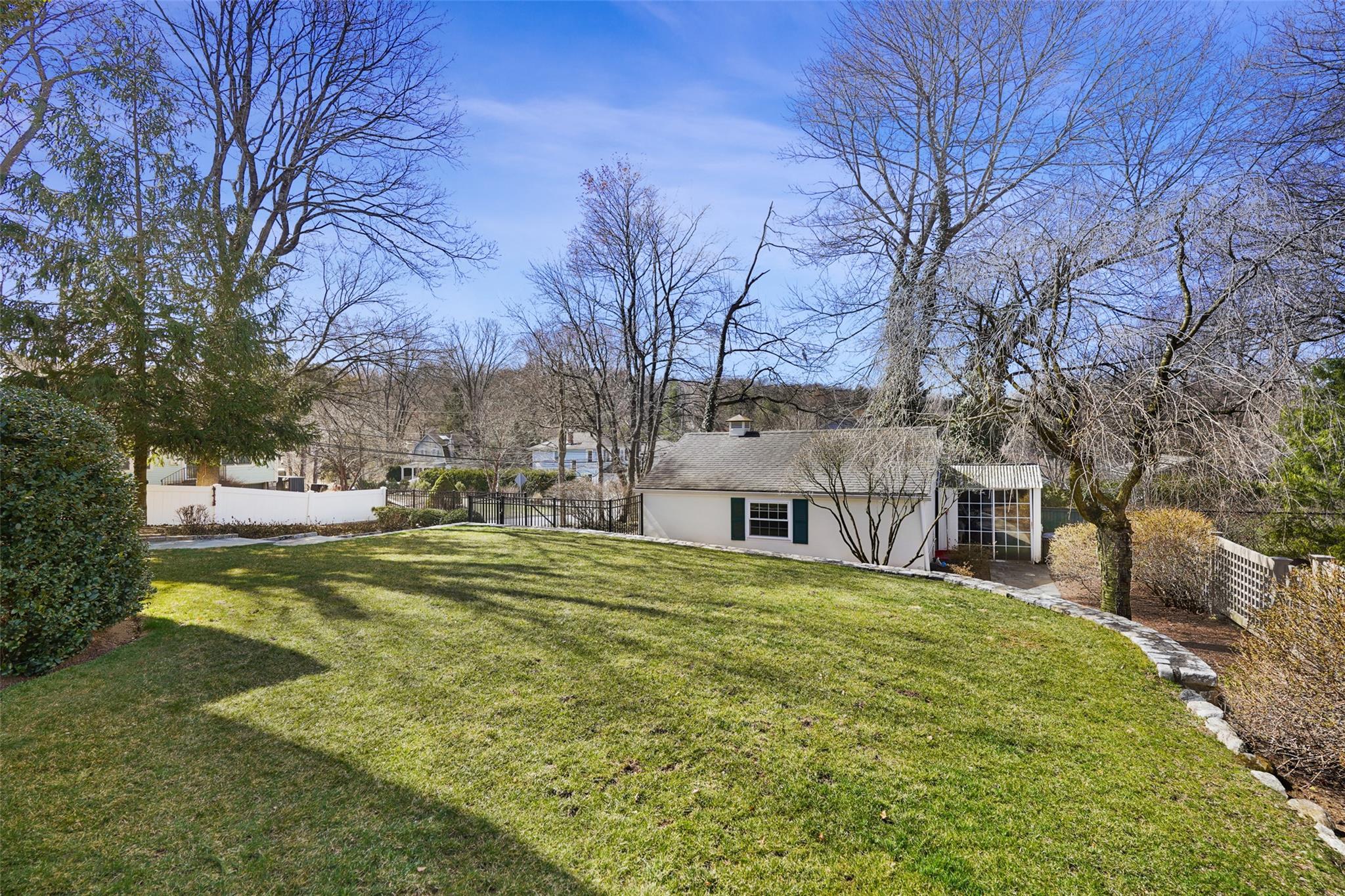 37 Hillside Avenue, Katonah, New York image 24