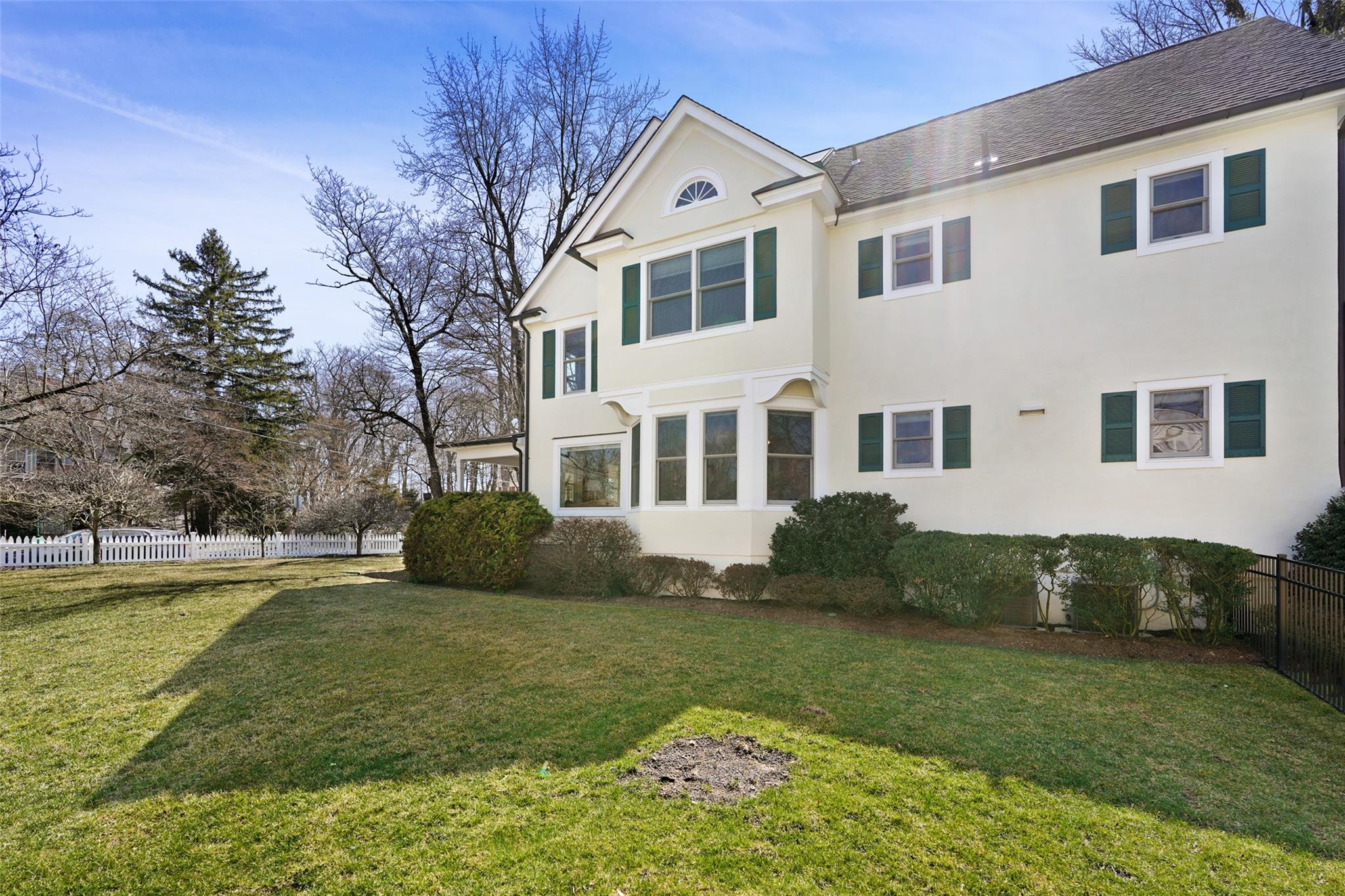 37 Hillside Avenue, Katonah, New York image 23