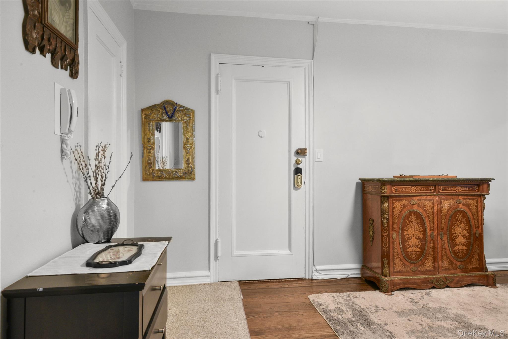 21 N Chatsworth Avenue 3C