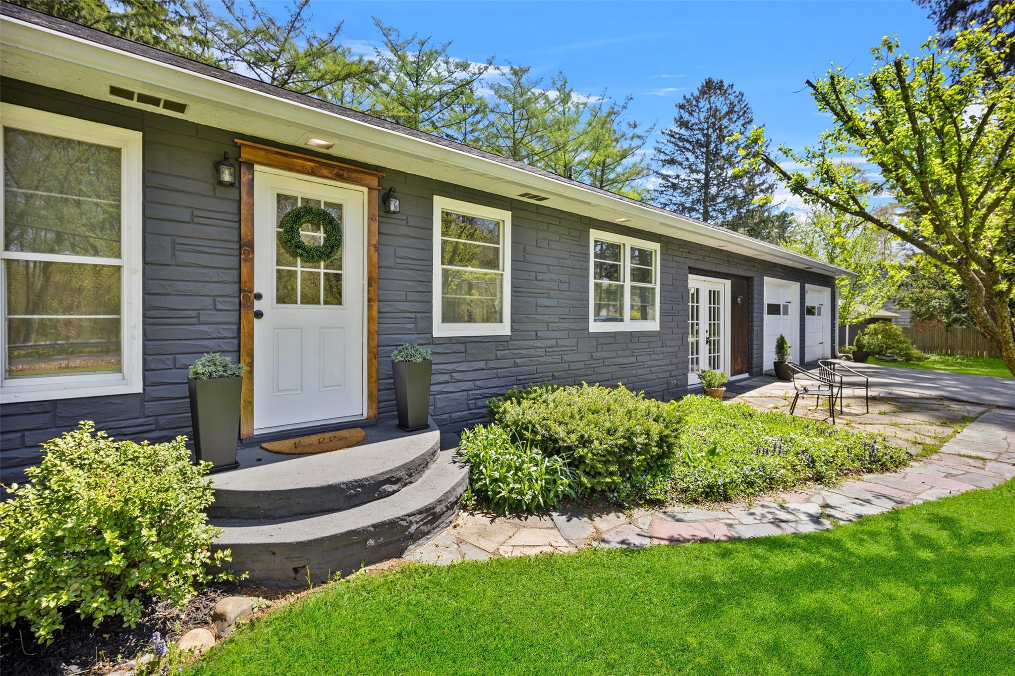 548 Creek Road, Poughkeepsie, New York image 2