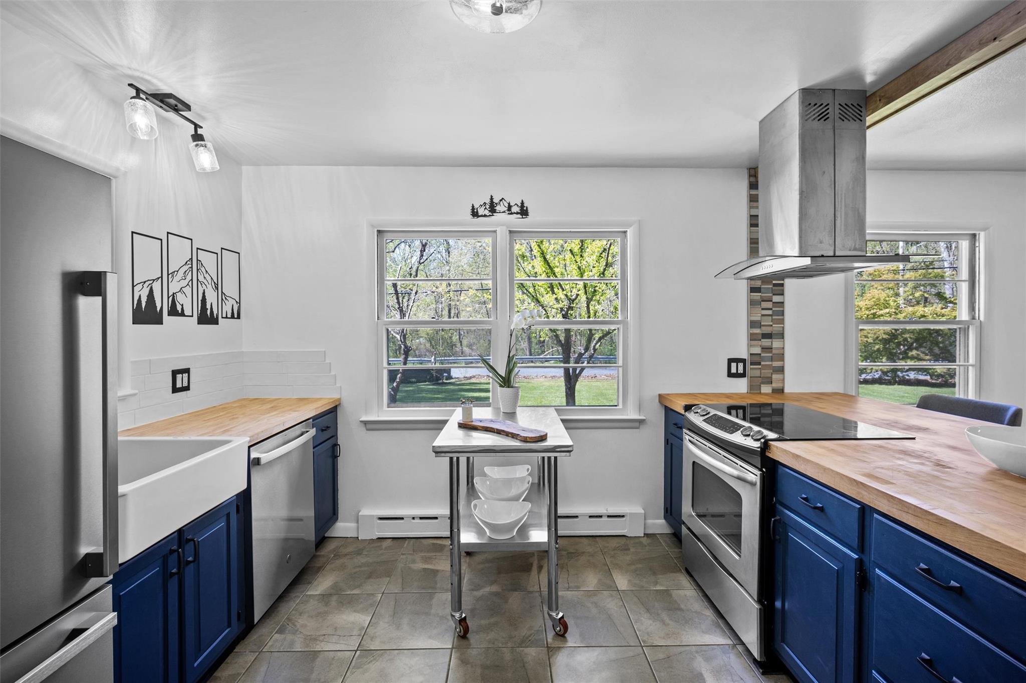 548 Creek Road, Poughkeepsie, New York image 8