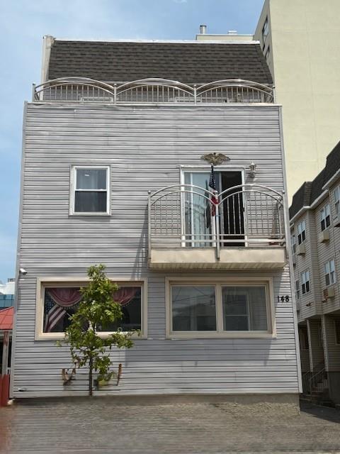 Property for Sale at Beach 97 Street, Rockaway Beach, Queens, NY - Bedrooms: 6 
Bathrooms: 4  - $1,500,000