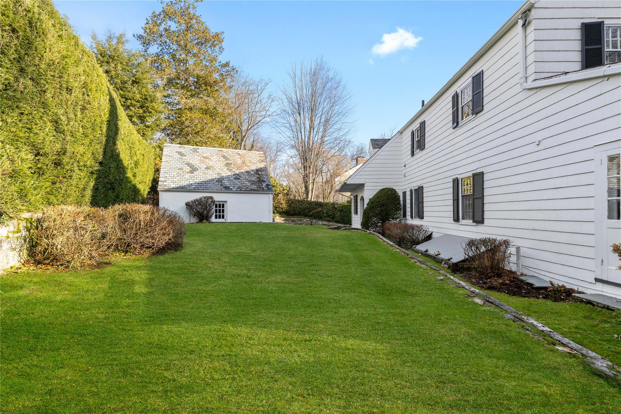 7 Eastwoods Lane, Scarsdale, New York image 31