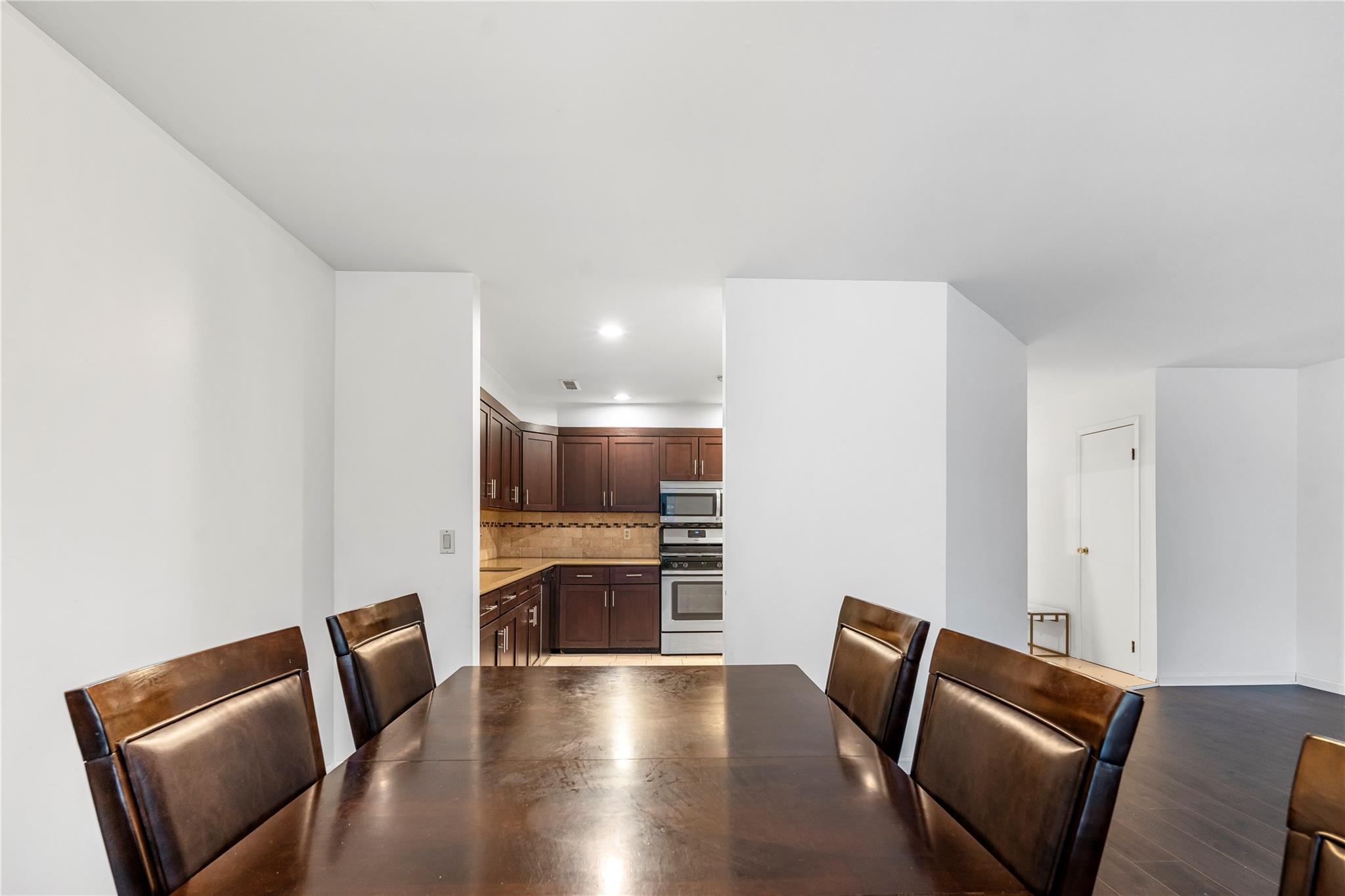 1105 Sara Circle #1105, Brookhaven, New York image 8