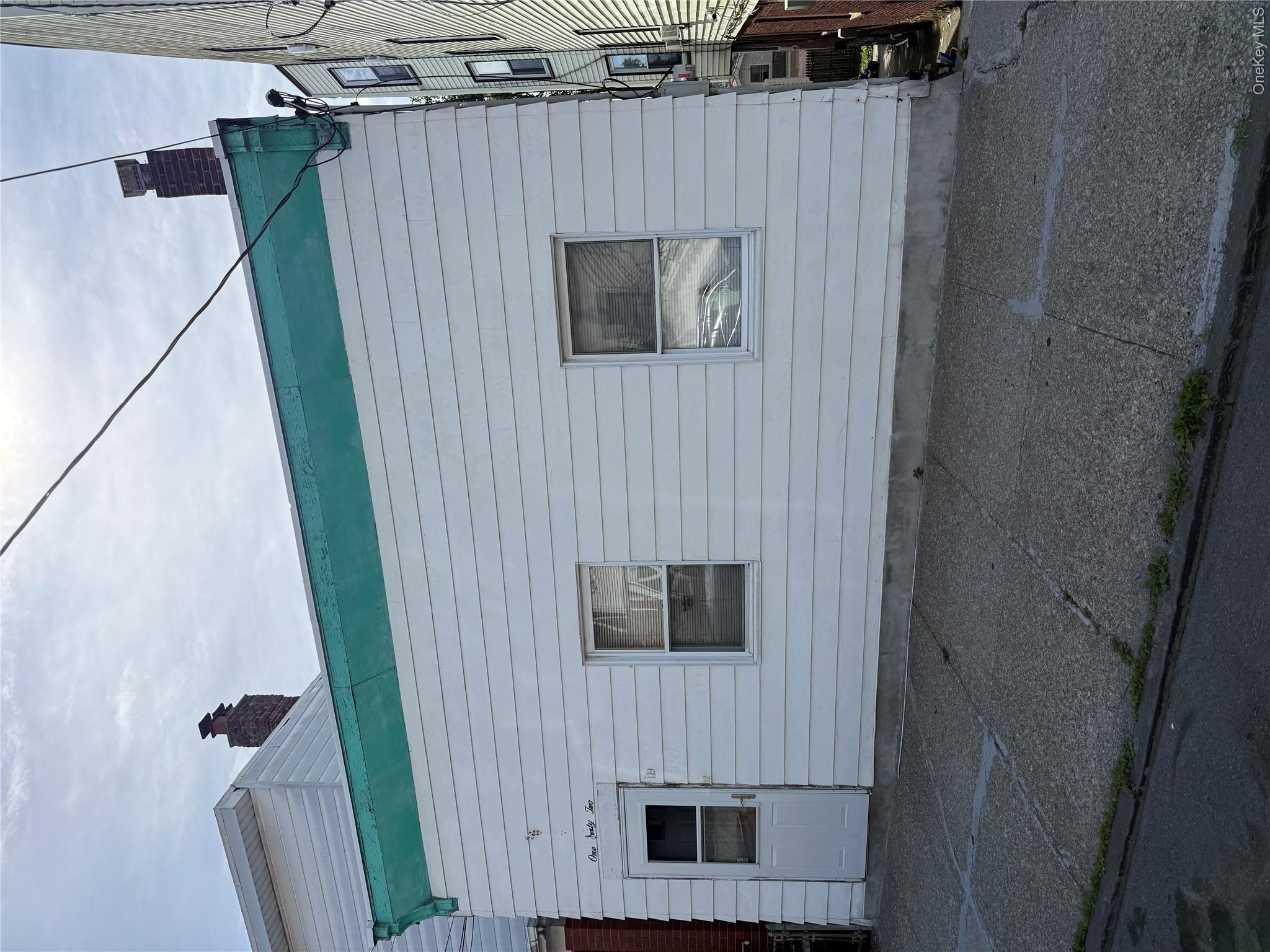 Photo 1 of 7 — 162 Voss Avenue, Yonkers, NY 10703