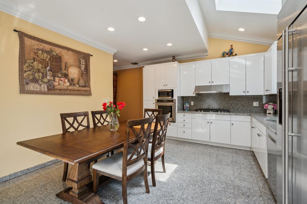 44 Netz Place, Albertson, New York image 14