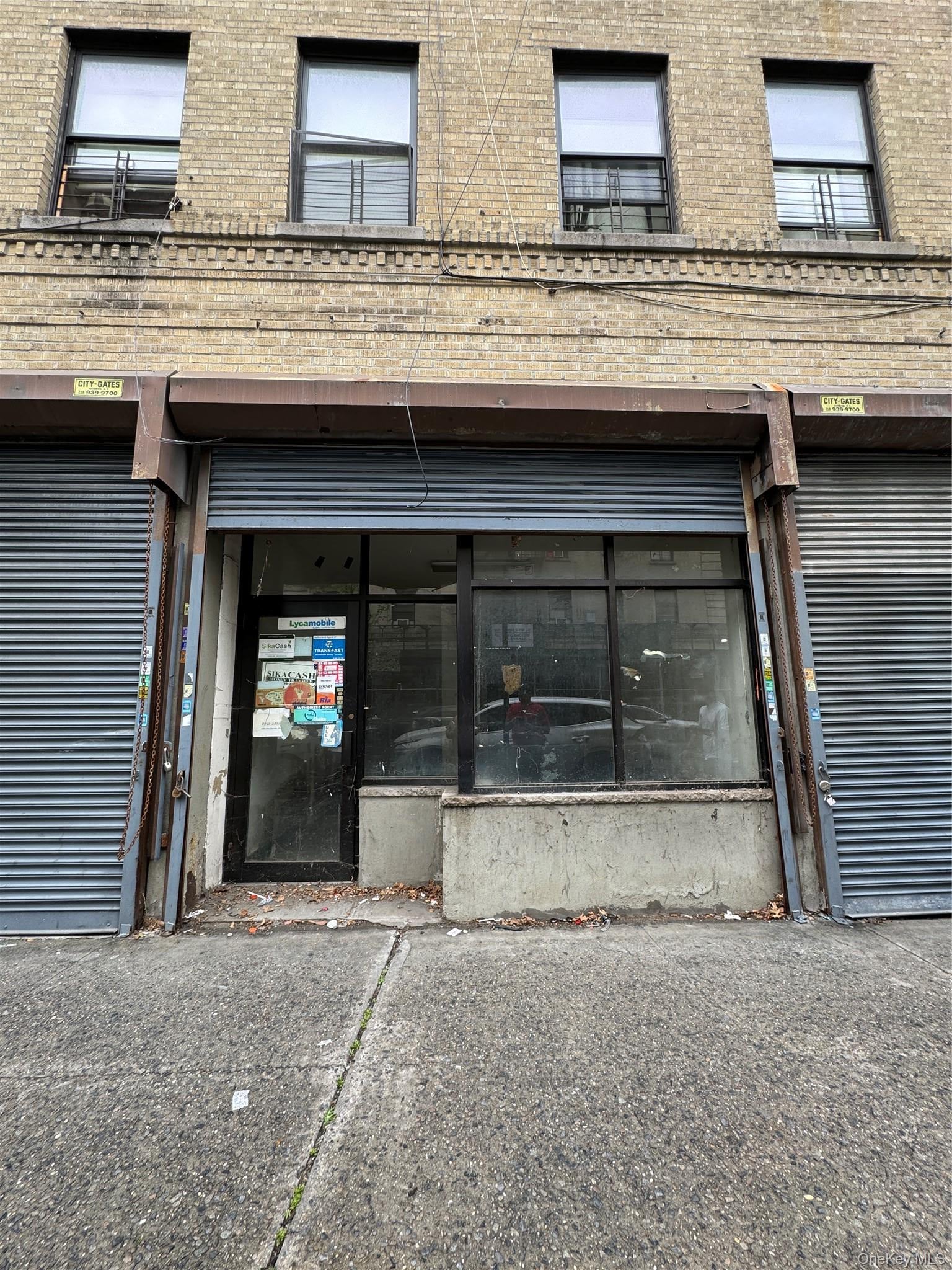 1105 College Avenue Stores  1 - 2