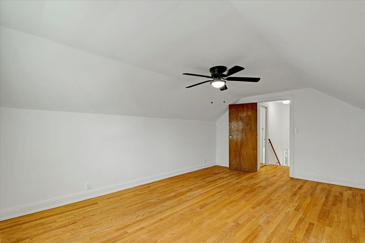 16 N Whitfield Terrace, New Rochelle, Florida image 11