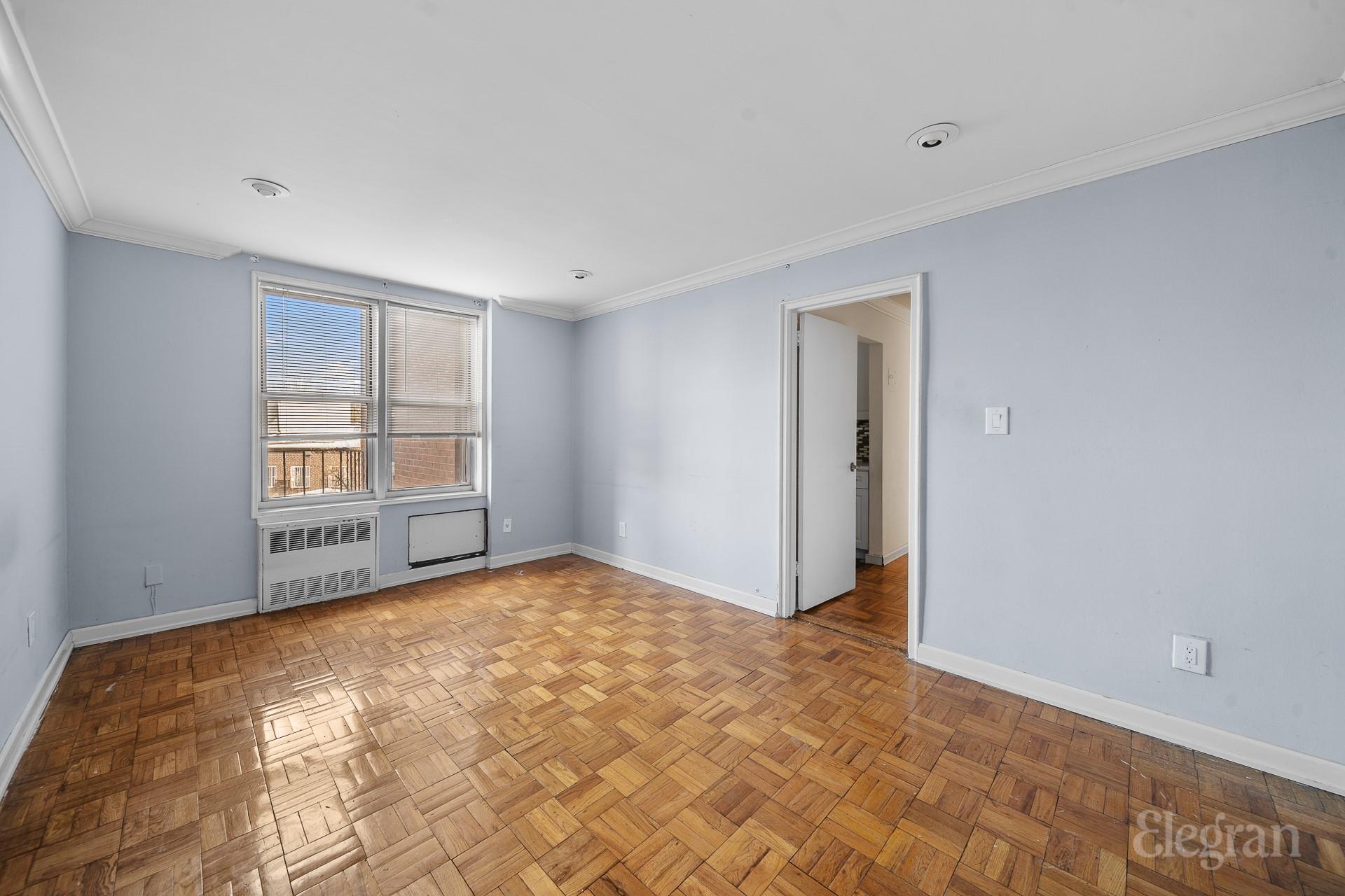 67-50 Thornton Place Pl #1F, Forest Hills, New York image 7