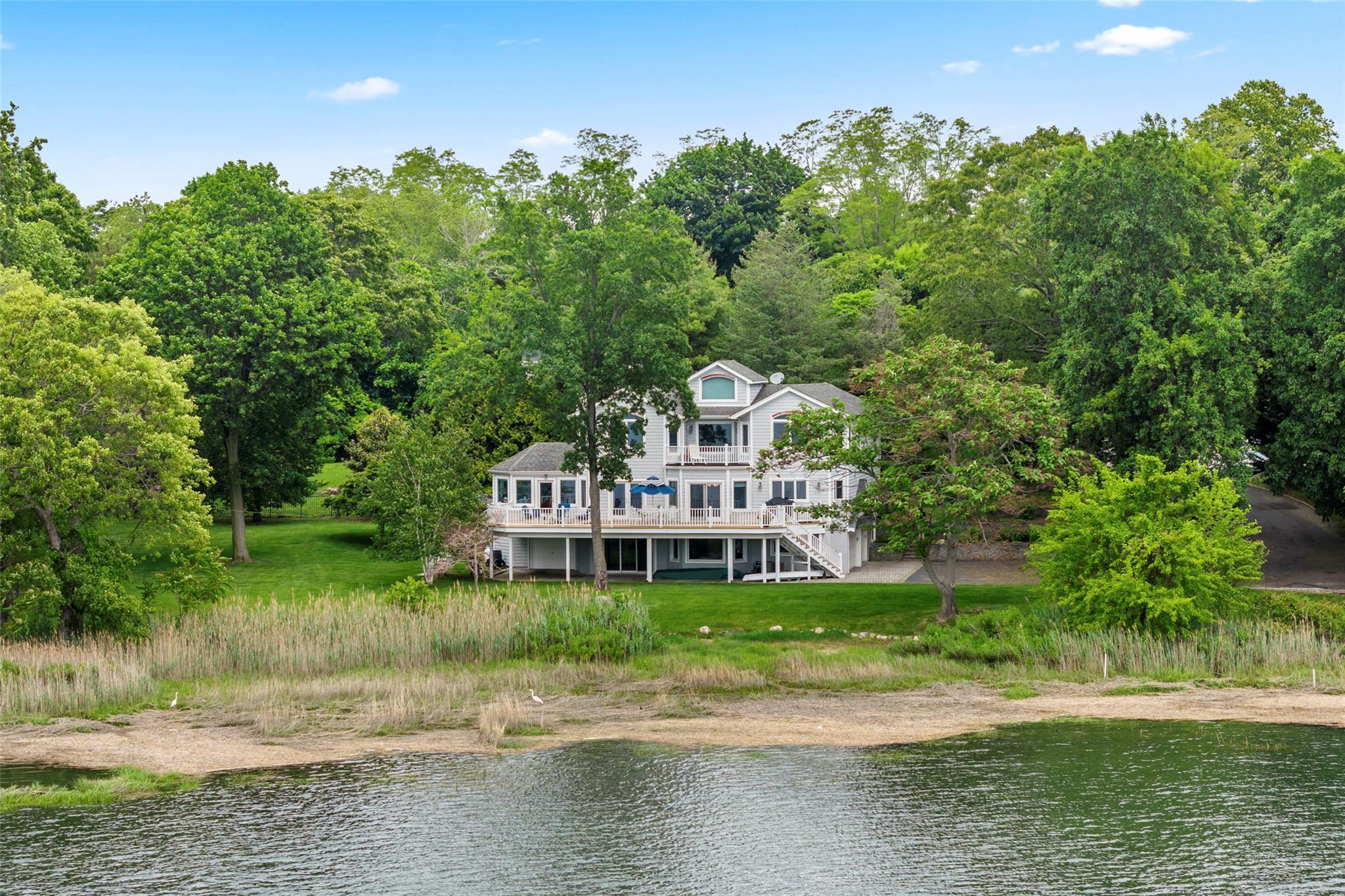 Property for Sale at Youngs Lane, Setauket, Hamptons, NY - Bedrooms: 4 
Bathrooms: 3  - $2,350,000