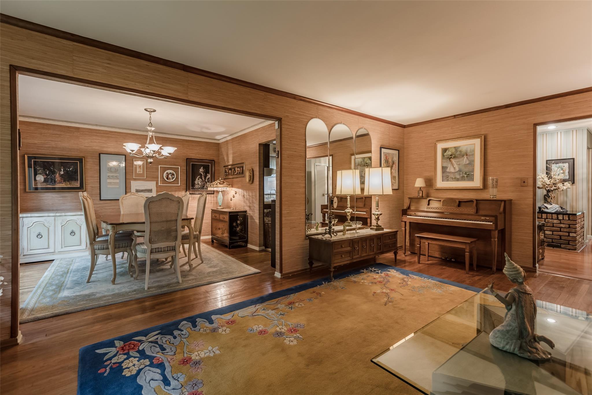 4 Ames Place, South Huntington, New York image 18