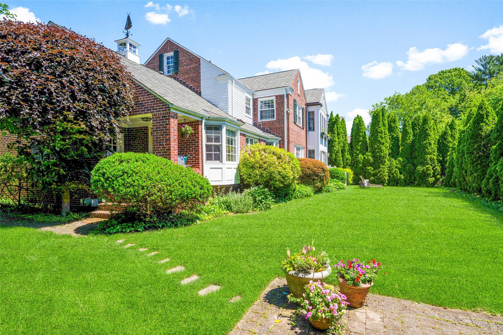 17 Byron Lane, Larchmont, New York image 40