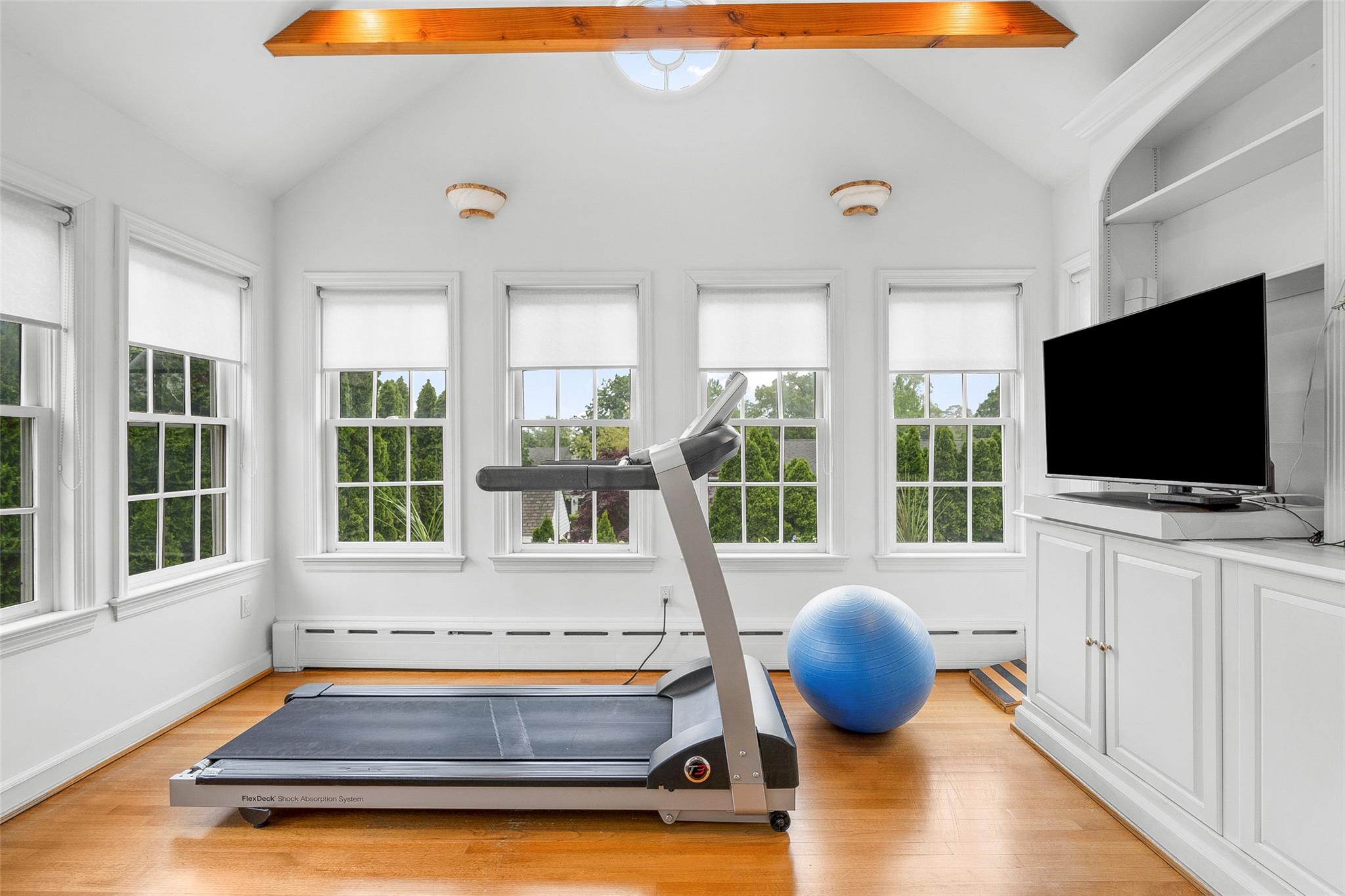 17 Byron Lane, Larchmont, New York image 29