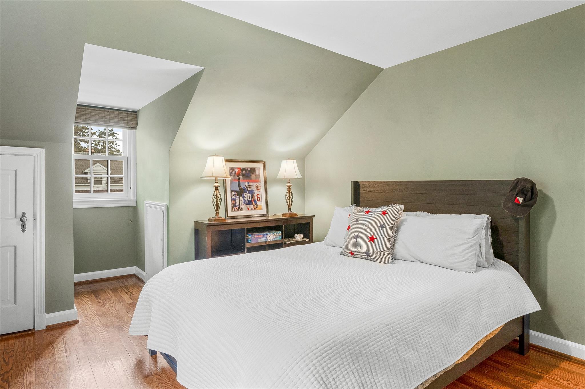 17 Byron Lane, Larchmont, New York image 33