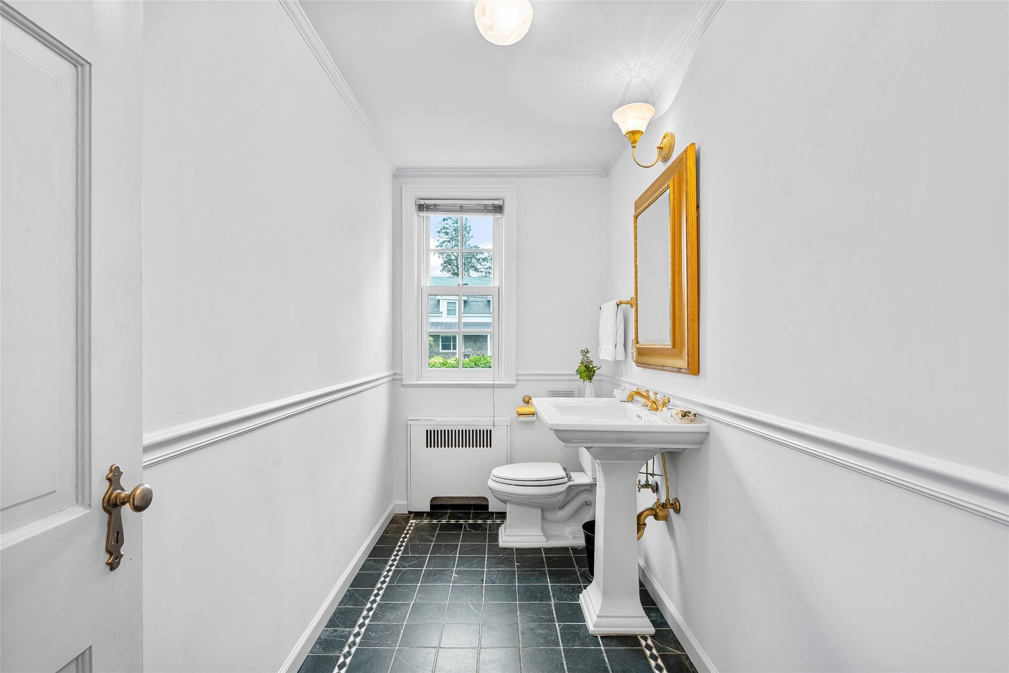 17 Byron Lane, Larchmont, New York image 20