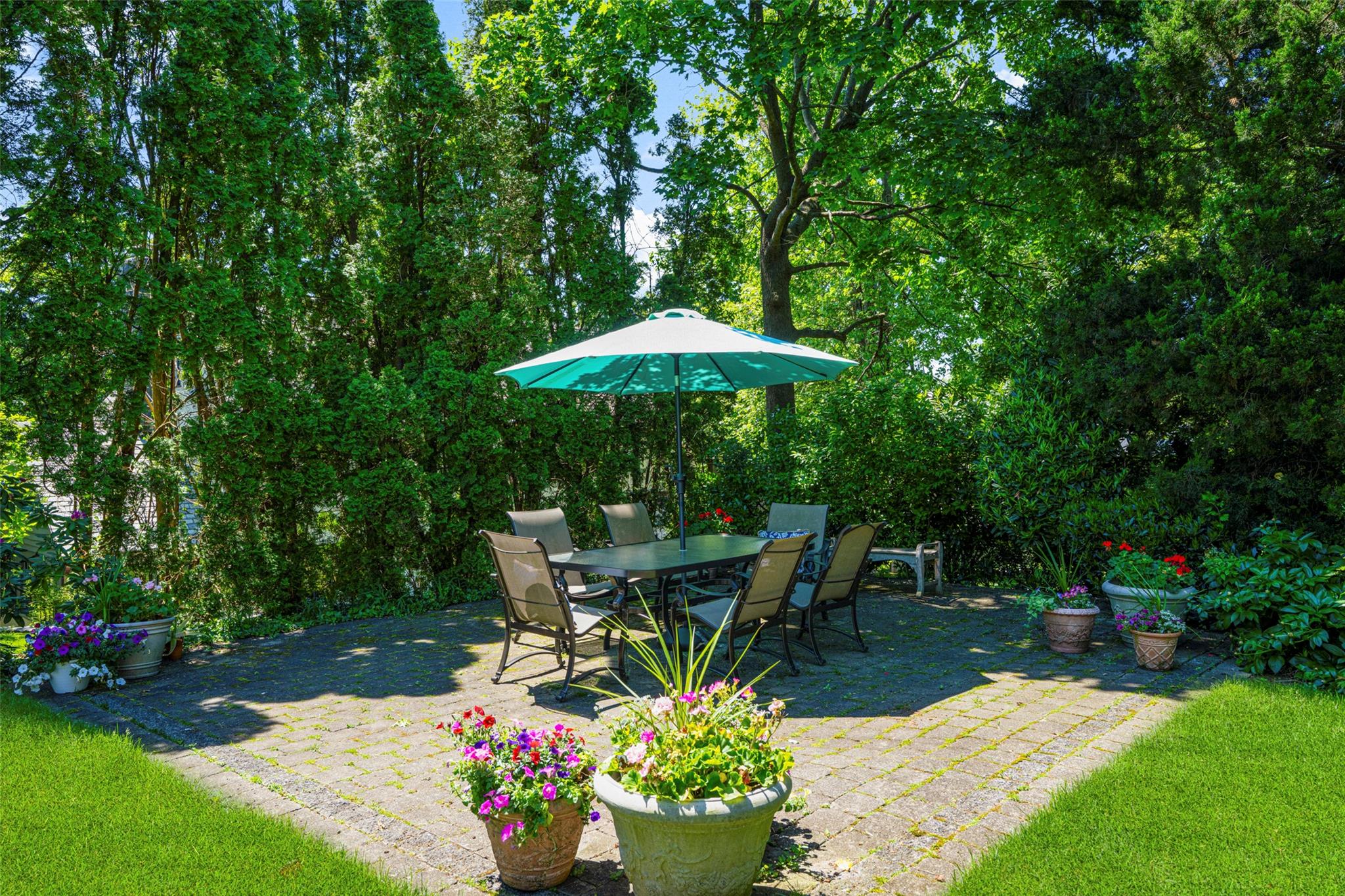 17 Byron Lane, Larchmont, New York image 43